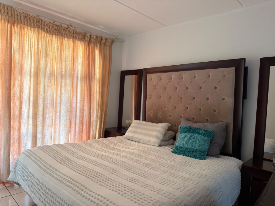 3 Bedroom Property for Sale in Safari Gardens North West